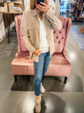 Cassian Shacket, Stripe