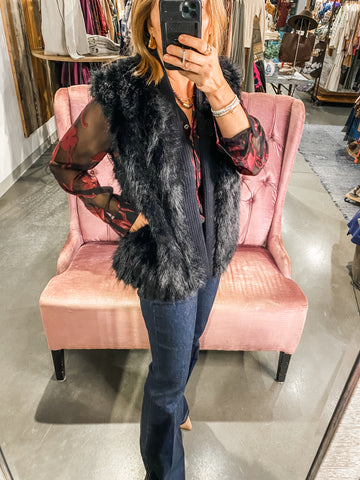 Kathy Fur Vest, Black