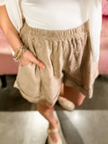 Avery Linen Short